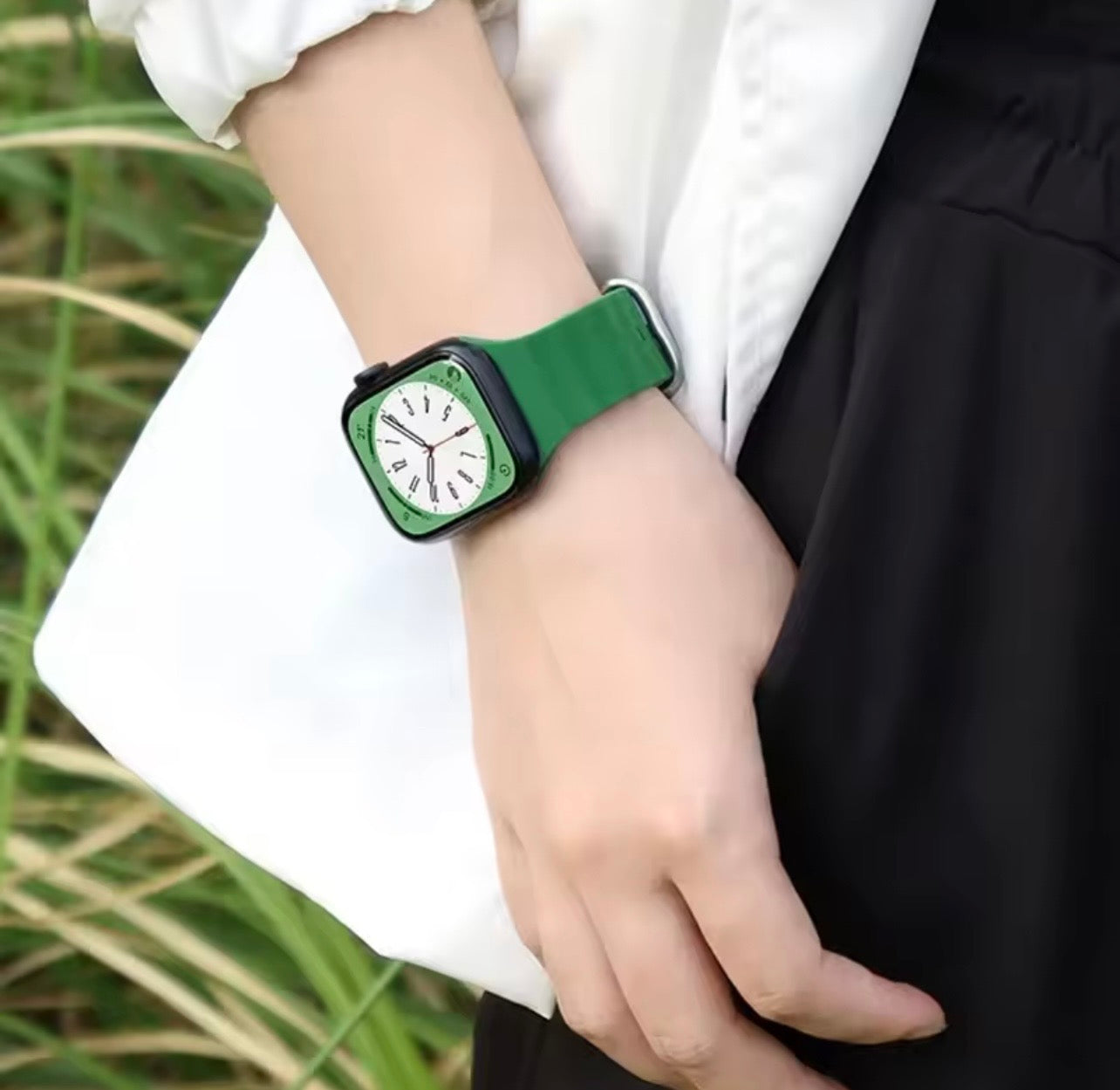 Two-Toned Ocean Loop Silicone Smartwatch Strap
