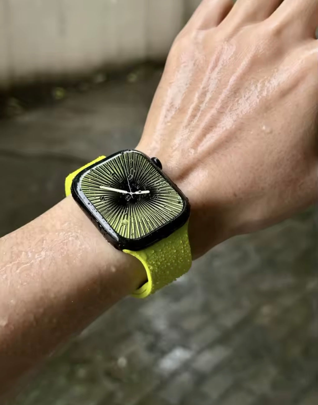 Lychee Grain Silicone Strap with Magnetic Snap