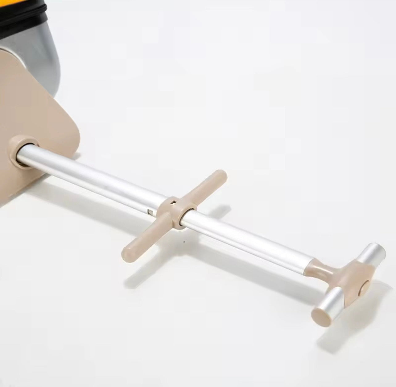 20-Inch Kids’ Scooter Luggage with Spinner Wheels